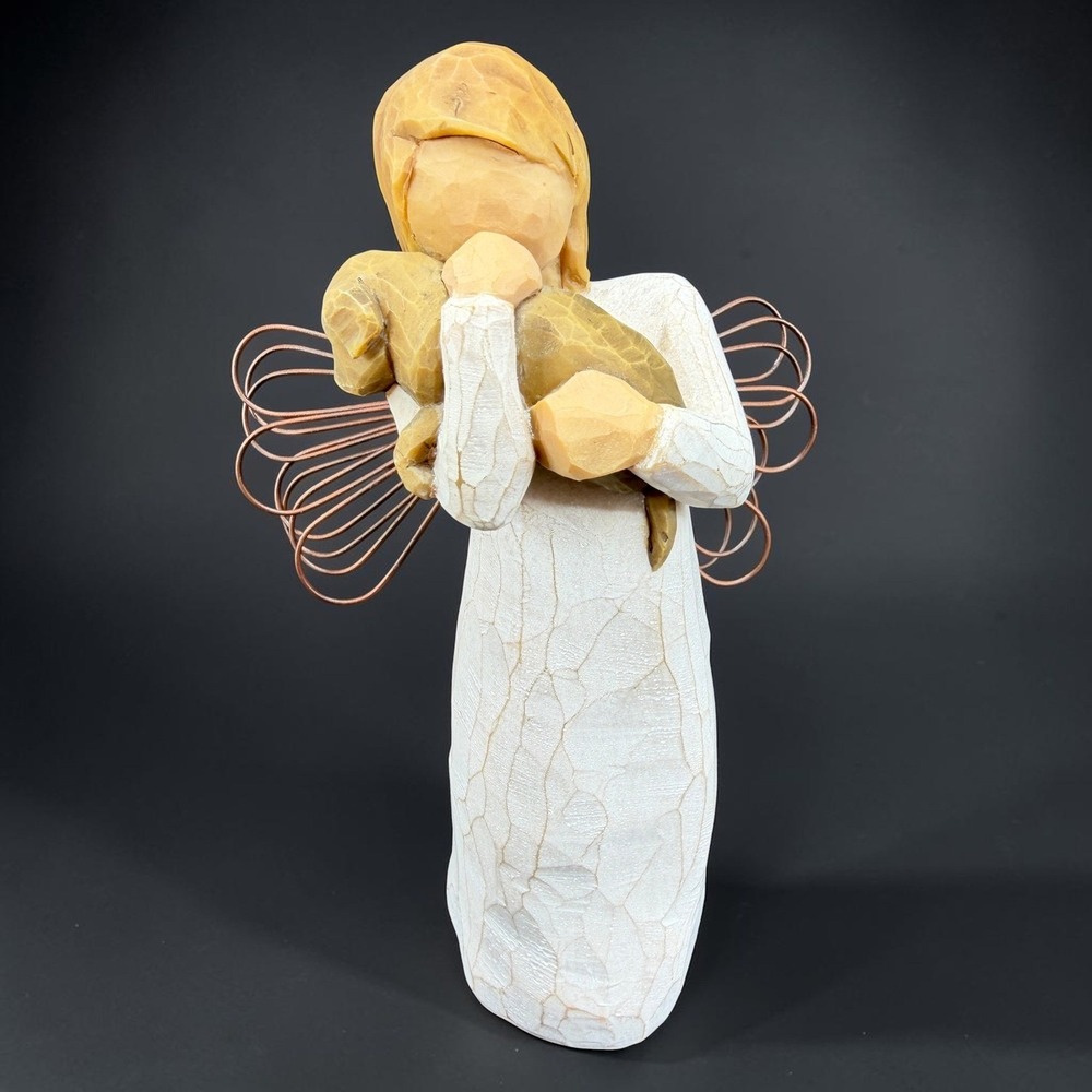 Willow Tree Angel of Friendship Figurine Susan Lordi Demdaco Dog 5in Figure